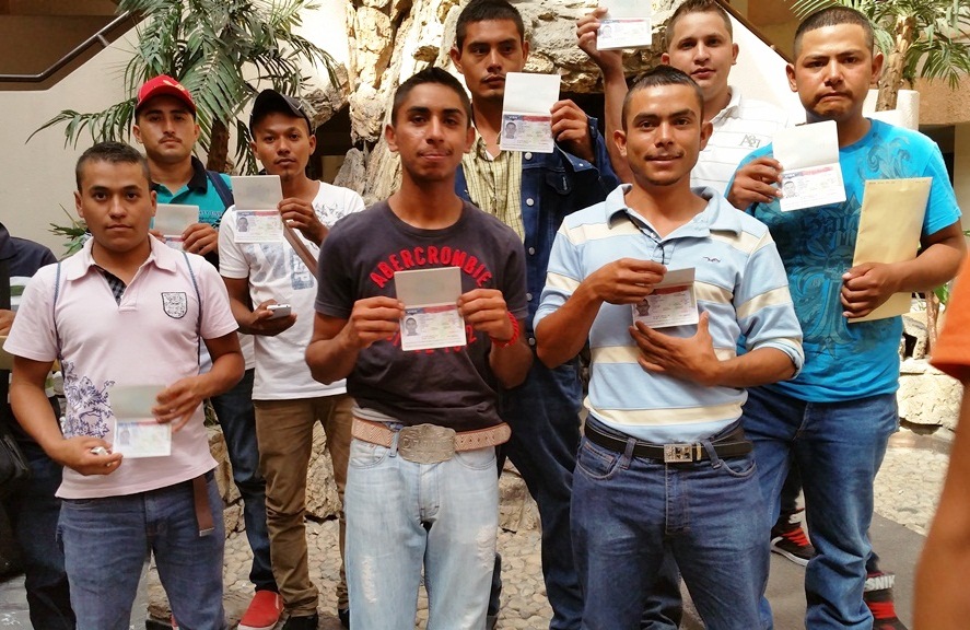 Primer Grupo Aprobado Migrantes